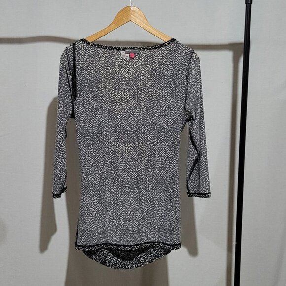 Vince Camuto blouse stretchy pull over black and white stripes clingy ruched top - Picture 9 of 15